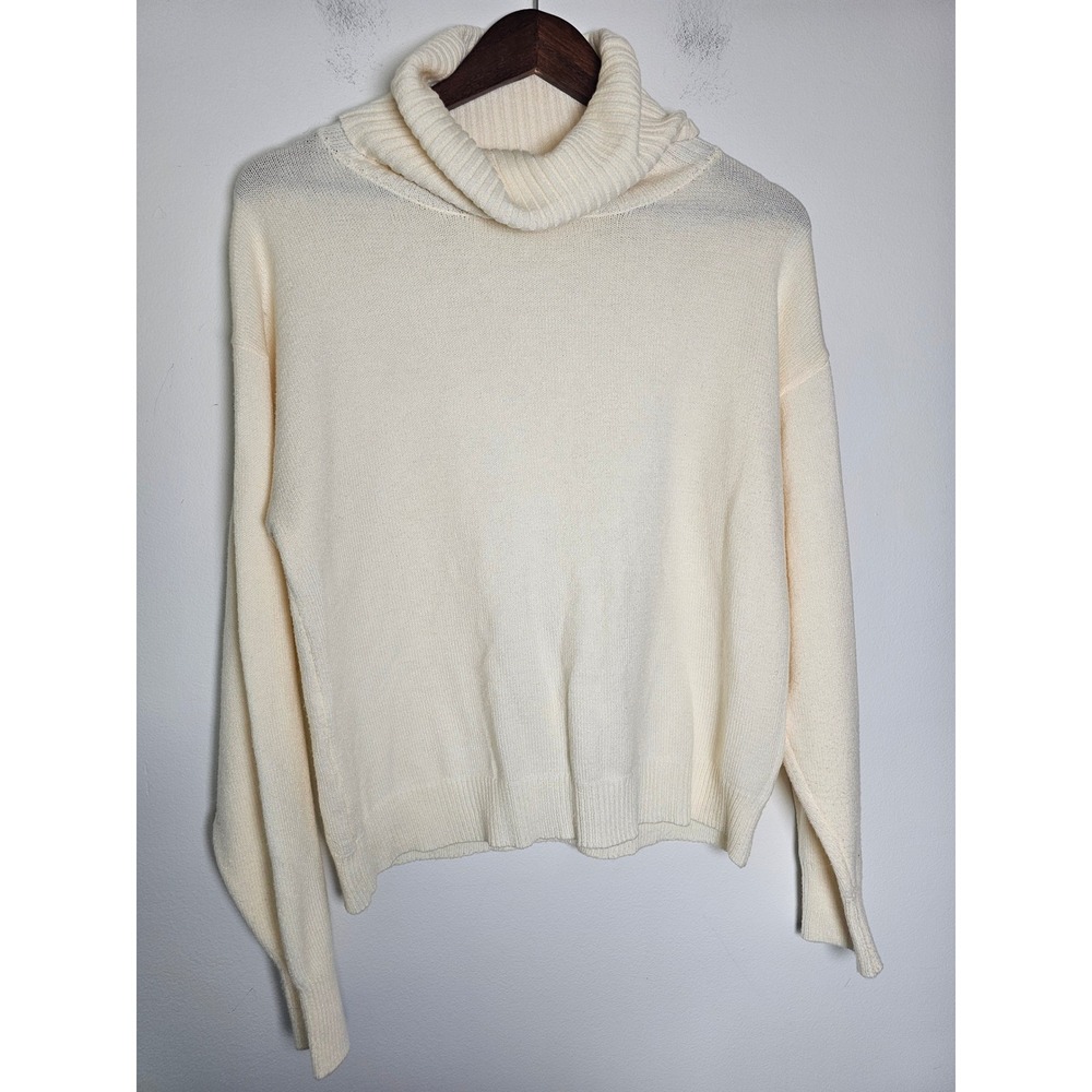 Minimalist Lulus Turtleneck Sweater Womens Medium Cream Relaxed Knit Pullover